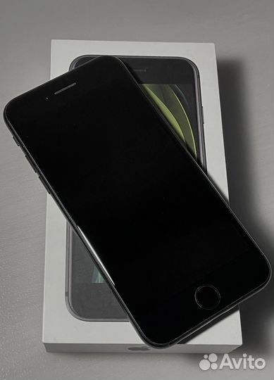 iPhone SE (2020), 64 ГБ