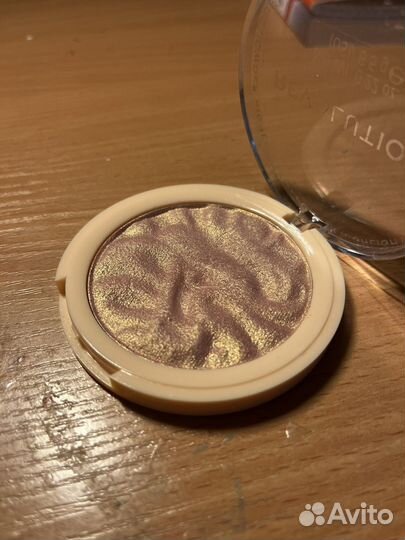 Хайлайтер revolution