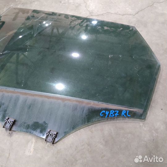 Стекло заднее левое Citroen C4 B7