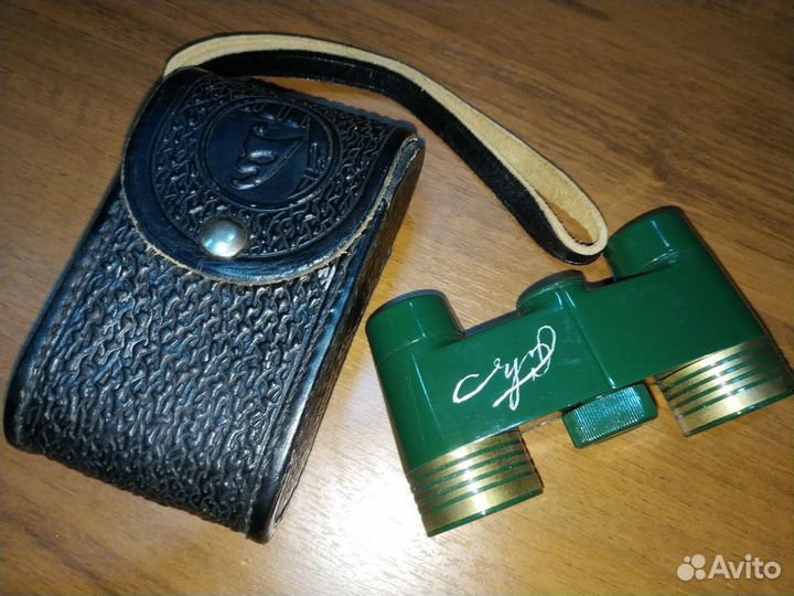 Продаю бинокль театральный СССР