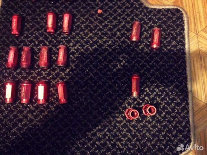 Колесные гайки 1 25