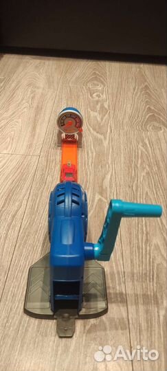Hot wheels разгонный механизм