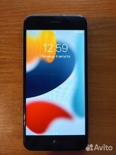 Телефон iPhone 6s