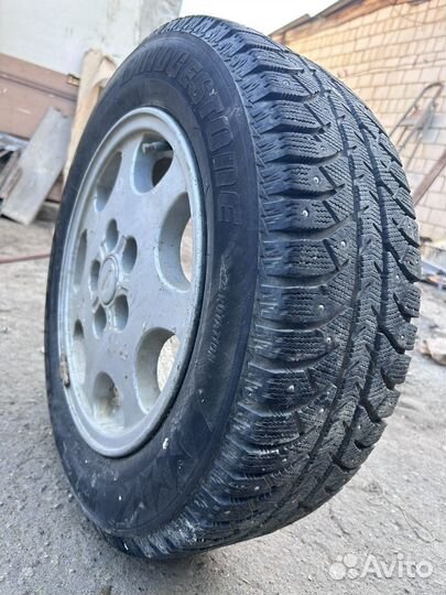 Bridgestone Ice Cruiser 7000 20/10 R40