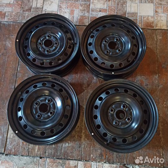 Оригинальные стальные диски Toyota 4*100 14*J5