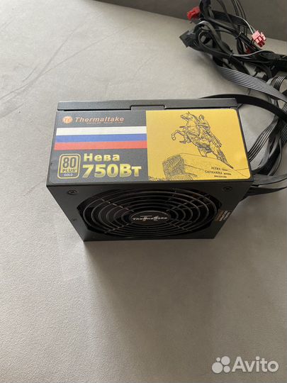 Блок питания thermaltake нева 750w