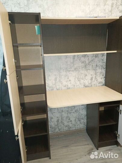 Письменный стол