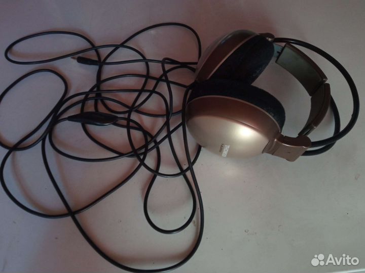 Наушники Thomson