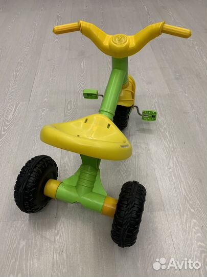 Велосипед детский трехколесный