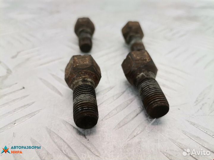 Болт колесный Fiat Palio 2001 701601139B