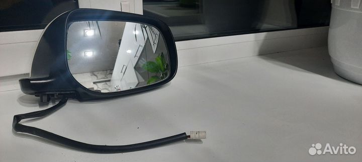 Зеркало toyota corolla