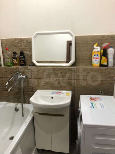 Комната 18 м² в 2-к., 2/4 эт.