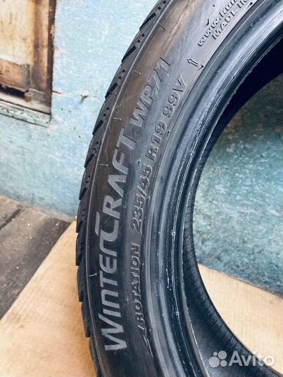 Kumho WinterCraft WP71 235/45 R19 99V