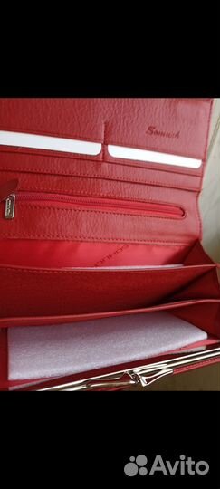 Новый кожаный кошелек