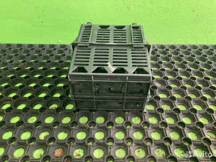 Кронштейн блоков электронных MAN TGS