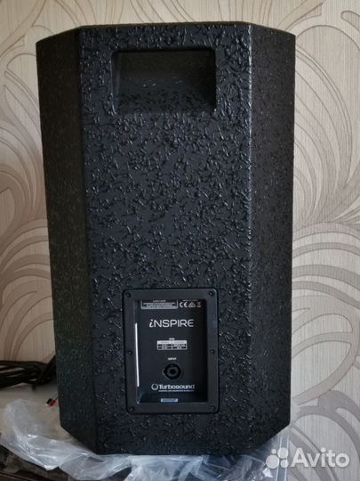 Сателлиты 8 дюймов - Turbosound Inspire iP82