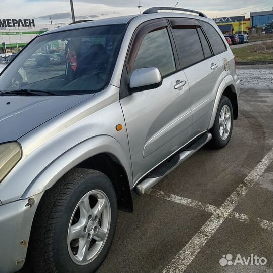 Toyota RAV4 2.0 AT, 2001, 374 000 км