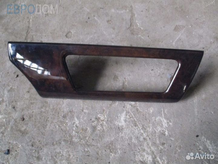 Декоративная накладка парприза левая BMW E90 s1062623