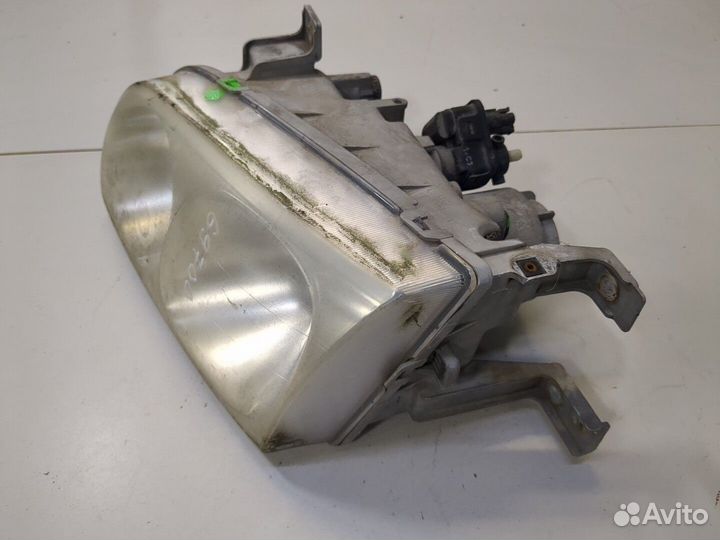 Фара (передняя) Hyundai Trajet, 2001