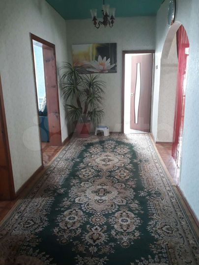 Дом 225 м² на участке 17 сот.