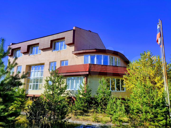 Здание, 2271.3 м²