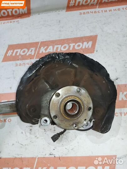 Кулак передний правый Audi A6 4F/C6 2005