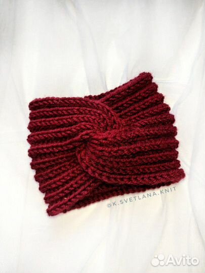 Вязаная повязка ручной работы