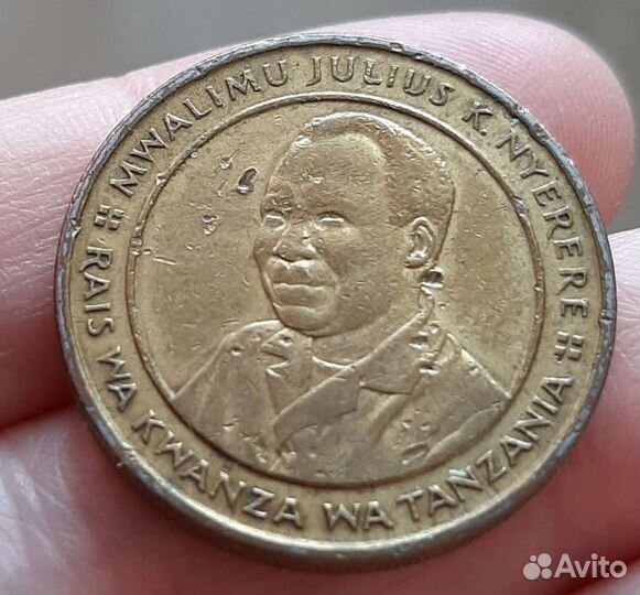 Монета Танзания 100 шилингов