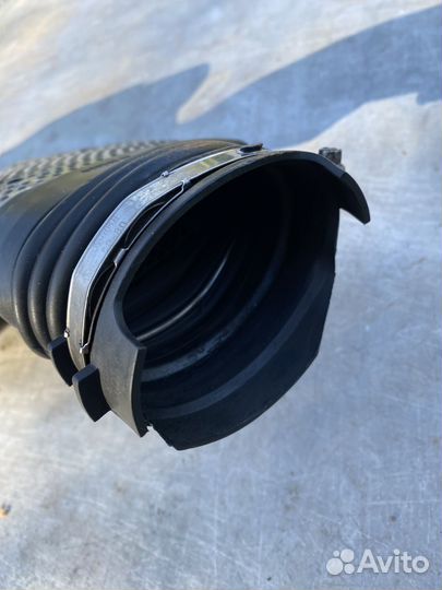 Патрубок с расходомером mercedes W 164