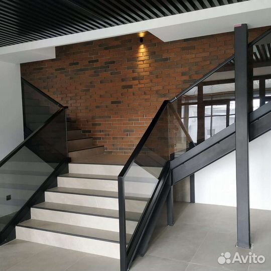 Душевые. зеркала,фартуки,офисные перегородки