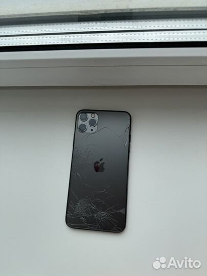 iPhone 11 Pro Max, 64 ГБ