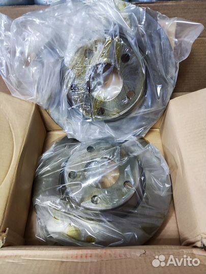 Диск тормозной передний Audi A4 1.6/1.9TDi 280мм