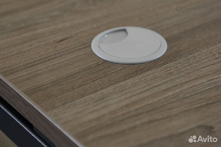 Стол-бенч линейный на 3 раб. места Metal system st