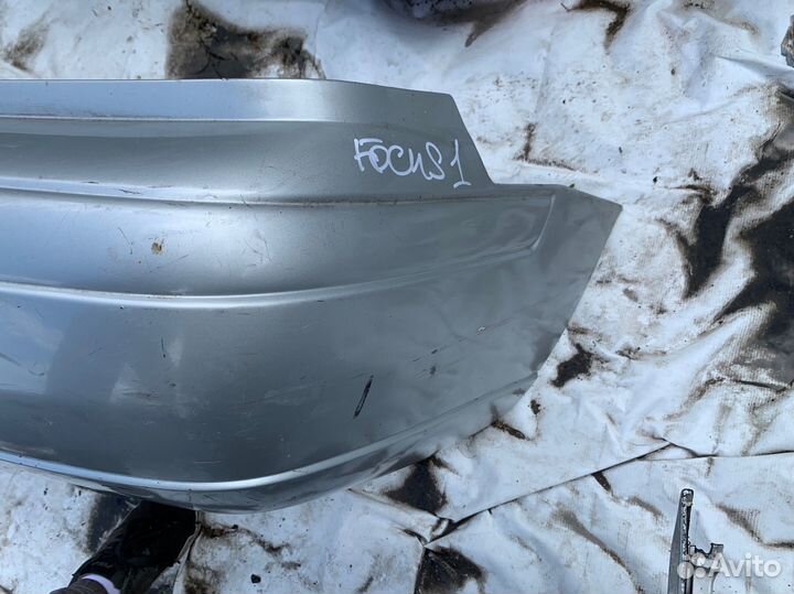 Задний бампер Ford Focus 1