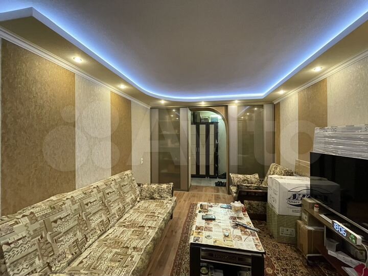 3-к. квартира, 58 м², 2/5 эт.