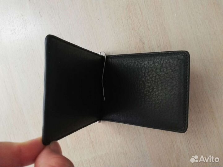 Зажим для денег