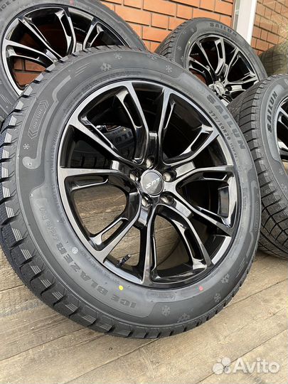Новые колеса r20 Jeep Grand Cherokee