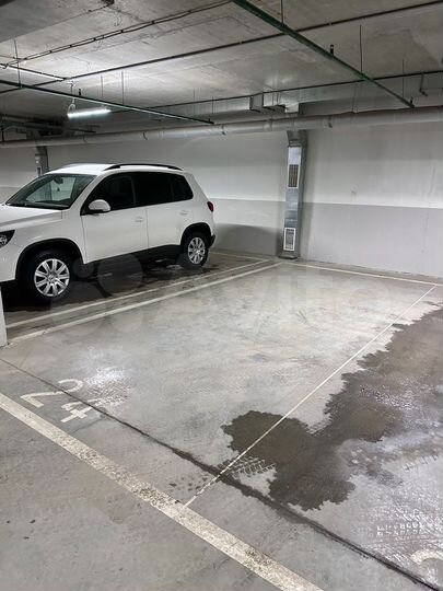 Машиноместо, 13 м²