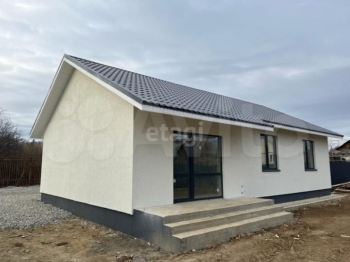 Дом 90 м² на участке 7 сот.