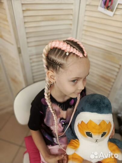 Прически, плетение кос с канекалоном, наращивание