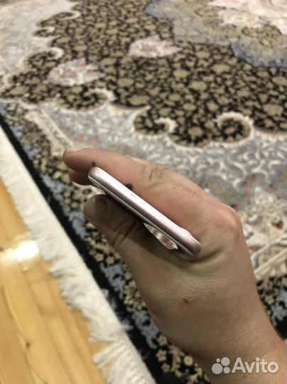 Телефон iPhone 7 128gb
