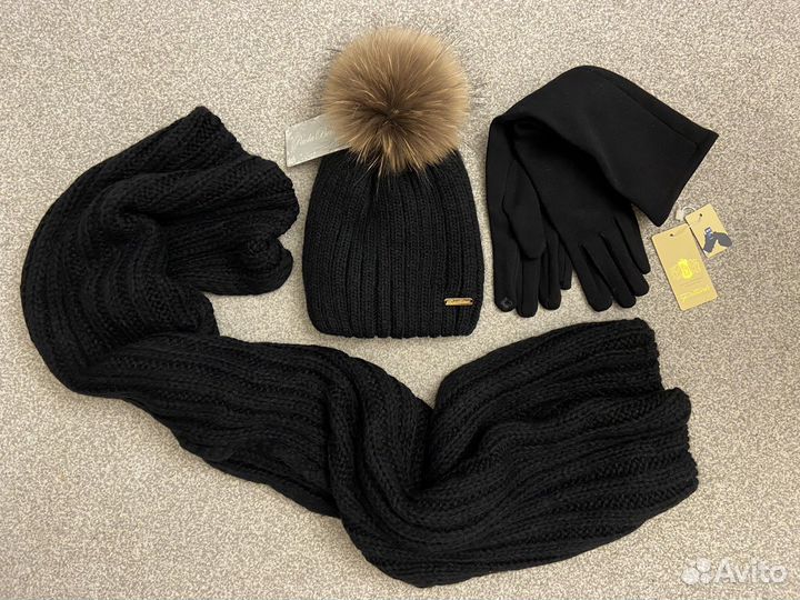 Шапка перчатки шарф