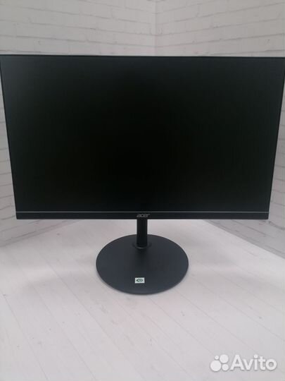 Новый монитор 24