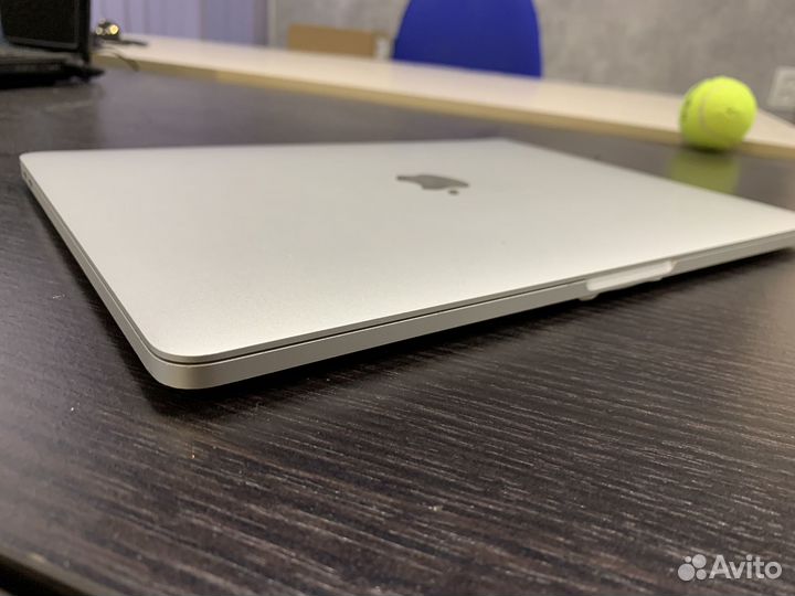 Macbook pro 13 2017 i5 8 128