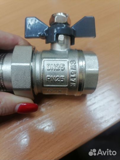 Кран шаровый латунный диаметр 25 мм