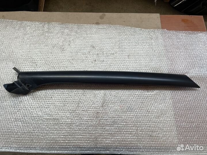 Молдинг лобового стекла лев Range rover sport l320