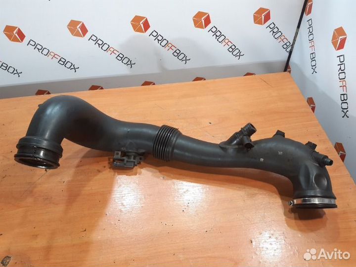 Патрубок воздушного фильтра Mercedes C-Class W205