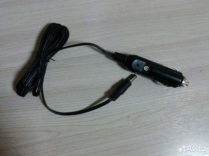 Автомобильное зарядное устройство 12 вольт