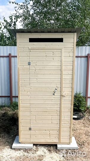 Туалет квадратный односкатный в наличии