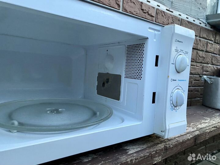 Микроволновая печь Midea